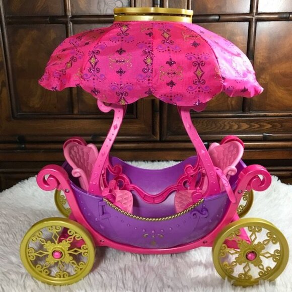 Barbie 2pc Collapsible Convertible Sparkle Hot Air Balloon and Carriage - Picture 4 of 16